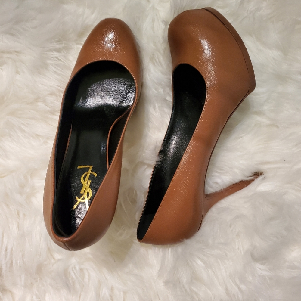 Saint Laurent Tribtoo Platform Pump